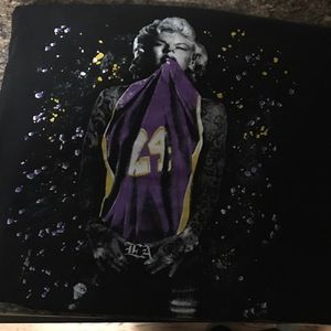 Kobe/Lakers shirt